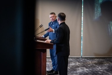 FICO Rusija zainteresovana za sastanak sa Zelenskim