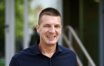 ANDREJ VUČIĆ RASKRINKAO "VIJESTI" Bez ikakvih dokaza pisali tekst protiv njega