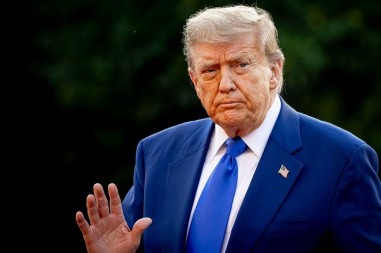 TRAMP NATO SAVEZNICIMA „Ovo je rat Bajdena i Zelenskog, Amerika neće plaćati njegovu cijenu“