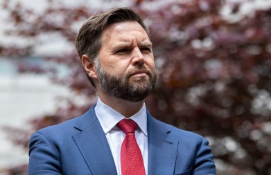 POTPREDSJEDNIK SAD O ČARLIJU KIRKU Vjera, prijateljstvo i borba za Ameriku