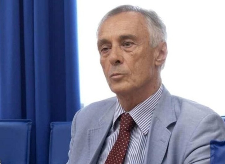 LEKIĆ ISKRENO Evropska unija irelevantna, Crna Gora između lojalnosti i poltronstva prema Briselu