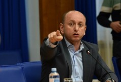 KNEŽEVIĆ BEZ MILOSTI Željko Ivanović je savremeni janičar i fašista