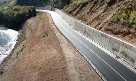 Ministarka Vukićević obišla sanirano klizište na putu ka Srbiji (video)