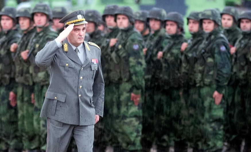 SRBIJA ĆE MU PREDATI RAPORT NA DOČEKU General Nebojša Pavković izlazi iz zatvora