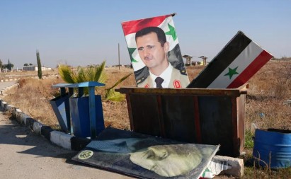 Sirijski islamisti objesili Asadovog brata o dizalicu