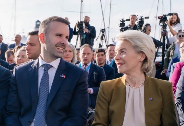 FON DER LAJEN CRNOGORSKOM PREMIJERU Crna Gora će ući u EU – kad bude spremna