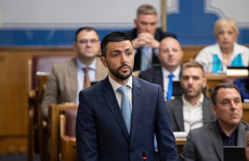 KURAŽNI ŽIVKOVIĆ Idemo do kraja — pa bilo to zatvor ili smrt!