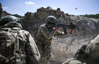RUSI NA KORAK DO VELIKOG OBRUČA U DONBASU Ukrajinska vojska pred katastrofom
