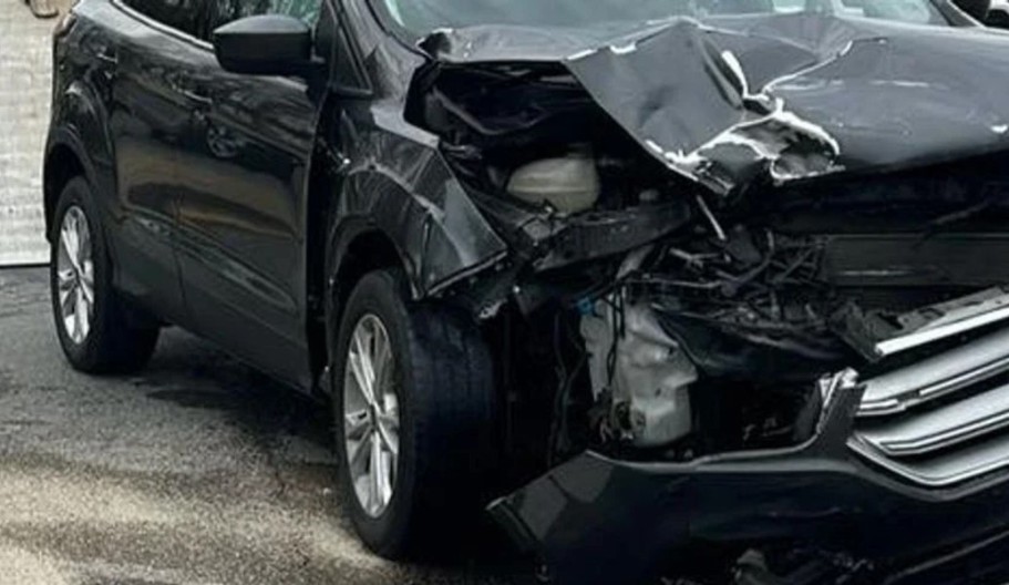 Pijan udario u vozilo iz pratnje premijera Spajića pa uhapšen