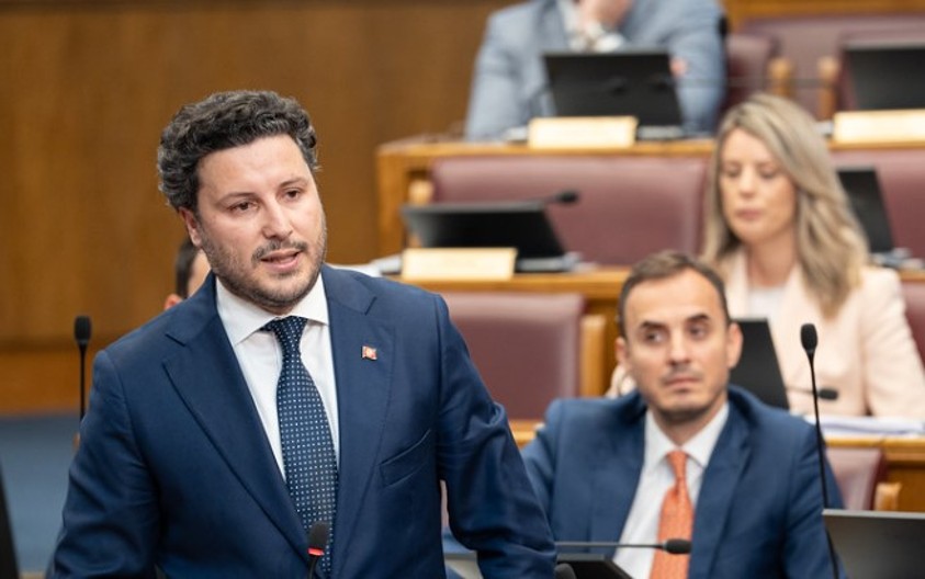 ABAZOVIĆ Ostavio sam Spajiću 204 miliona suficita i vratio 95 miliona evra više od obaveznog