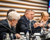 SLOVAČKI PREMIJER Zapad će na kraju prihvatiti poraz Ukrajine i žrtvovati je