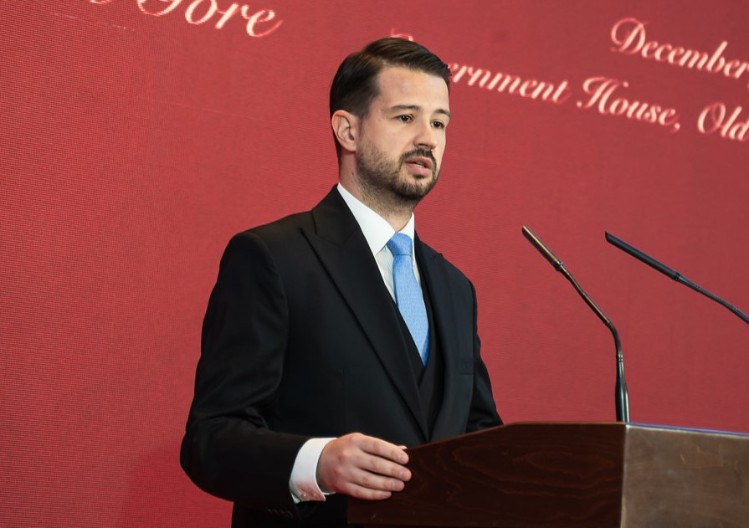 KABINET ŠEFA DRŽAVE Na čelo ANB-a imenovana osoba koju su preporučile rođačko-kumovski odnos sa visokim funkcionerima PES-a