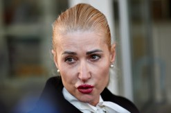 STOJI ČVRSTO Simovićeva stopanica Ljiljana ponosna na svog "nevinog" đuvegiju Milutina