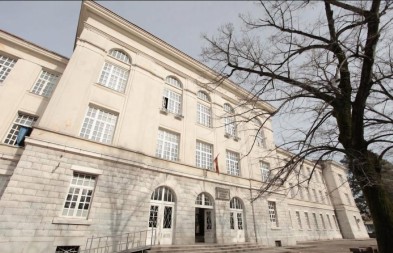 NEDOPUSTIVO SE PONAŠAŠ Profesori podgoričke Gimnazije poslali otvoreno pismo ministarki Anđeli Jakšić Stojanović