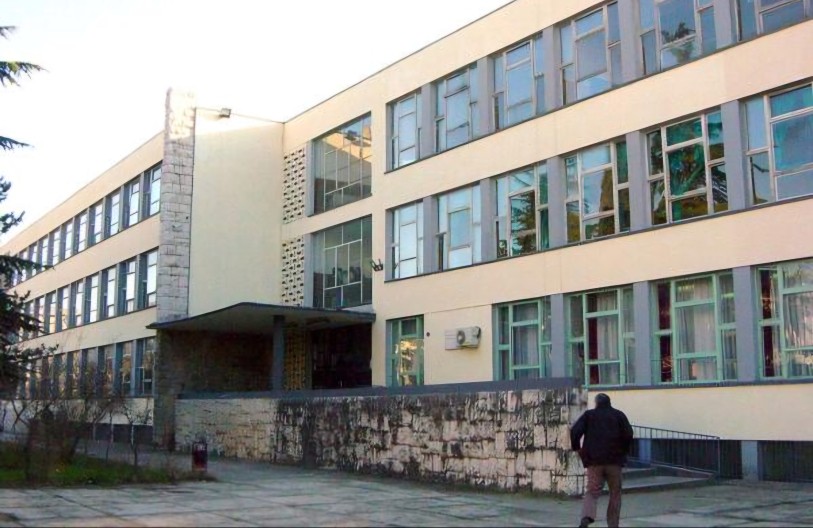 Lažnim diplomama iz mašinske škole zasnovali radni odnos u KCCG