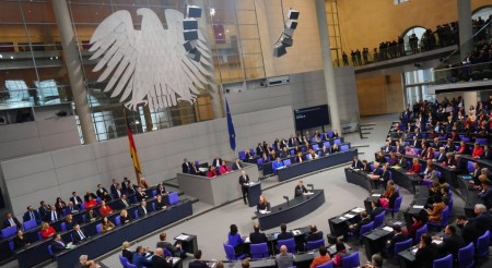 NJEMAČKA Izglasano nepovjerenje vladi kancelara Olafa Šolca