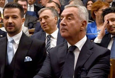 MILATOVIĆ I URA VRAĆAJU NA VLAST MILA ĐUKANOVIĆA I DPS