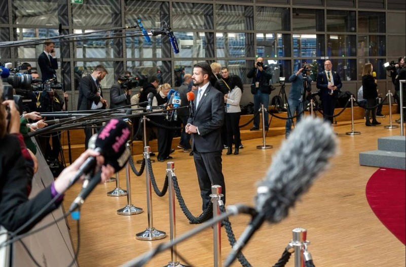 Jakov Milatović će sjutra sastančiti sa DPS-om i njegovim satelitima