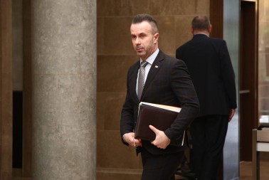 BOGDANOVIĆ Opozicija nema šta da ponude osim buke, pištaljki, galame i lupanja u sulundare