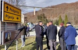 Mještani Vraneške doline ponovo blokirali magistralu na Slijepač Mostu