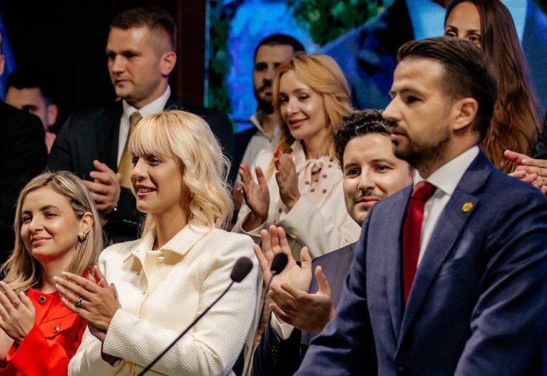 TRAŽE SE IZGOVORI ZA NASTAVAK KRIZE Pokreta za Podgoricu neće pregovarati ni sa kim ko krši Ustav Crne Gore