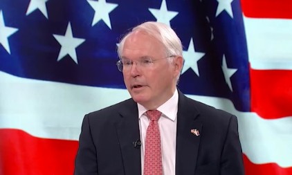 AMERIČKI AMBASADOR Nema najave da će biti uvedene sankcije Naftnoj industriji Srbije