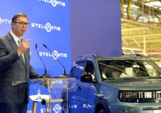 VUČIĆ Počinje serijska proizvodnja "fijata pande" u Kragujevcu