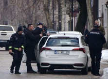 U trenutku kada je Aco Martinović započeo krvavi pir, na Cetinju nije bilo više od devet policajaca