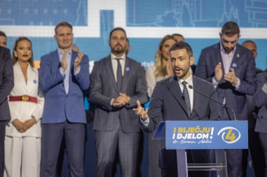 DPS čeka da prođe trodnevna žalost pa da krene u političko lešinarenje zbog tragedije na Cetinju