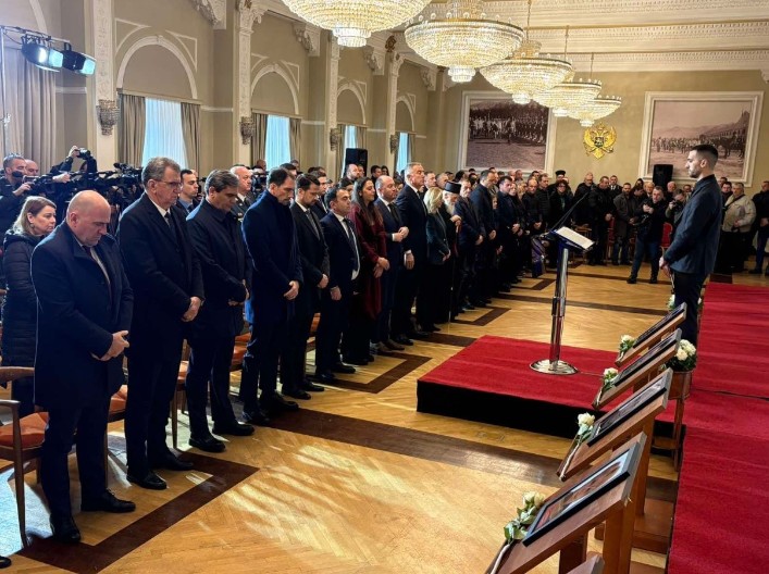 ODRŽANA KOMEMORATIVNA SJEDNICA NA CETINJU Gradonačelnik Đurašković u prisustvu Jakova Milatovića i Mila Đukanovića zatražio odgovornost države