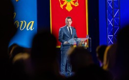 DEMOKRATE Iza zahtjeva "neformalne grupe studenata" stoji Milo Đukanović lično, zajedno sa svojim kriminalnim klanovima