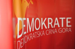 DEMOKRATE Politički lešinari i huškači iz DPS-a su najopasnija partija na Balkanu