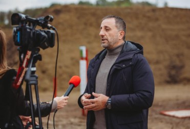 PODRŠKA SPORTU I LJUDIMA KOJIMA JE ORUŽJE SPORTSKI REKVIZIT