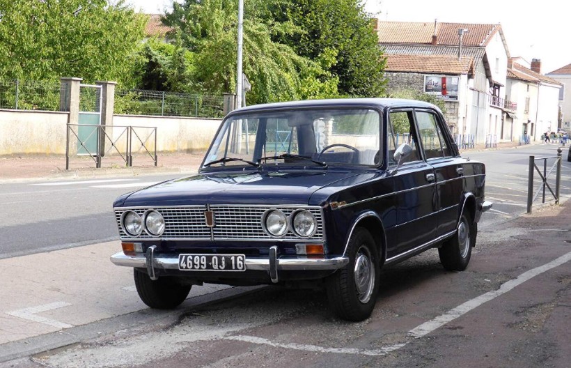 JEDAN VOZI LADU Od ukupno 81 poslanika u Skupštini, 28 nema sopstveni automobil