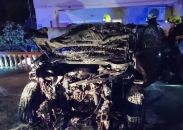 Svešteniku Miajlu Backoviću zapaljen luksuzni automobil