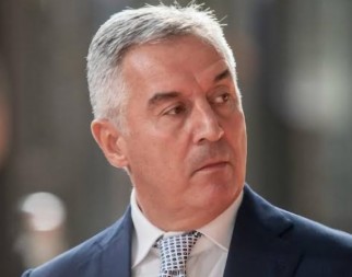 MNOGE JE POBIO "Milo Ðukanović je naručio likvidaciju ministra Pavla Bulatovića"