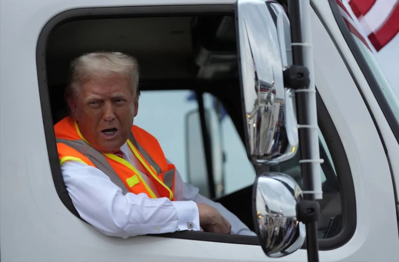 KREĆE VELIKO ČIŠĆENJE Trampova "smećara" biće dio ceremonije na njegovoj inauguraciji