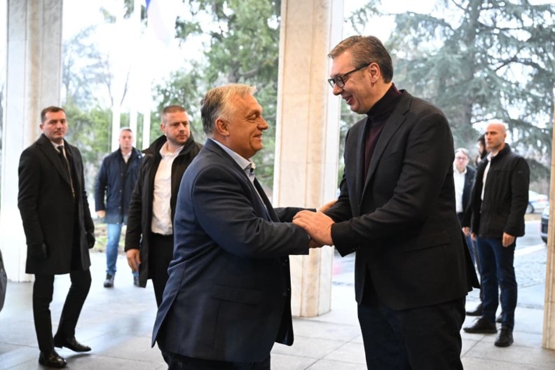 JAČANJE SARADNJE I ZAJEDNIŠTVO Vučić se sastao sa Orbanom u Beogradu