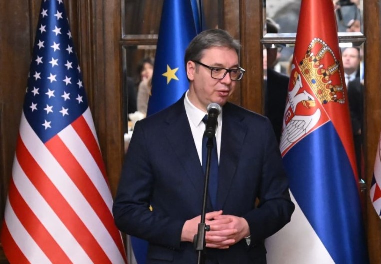 VUČIĆ Studenti preko posrednika dobijaju instrukcije stranih instruktora