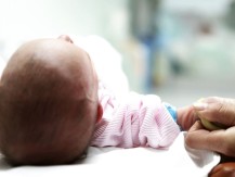 SVAKA ČAST Makedonka rodila sina Petra posle 37 godina braka