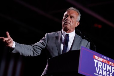 KENEDI MLAĐI Rusi su nebrojeno puta pokušali da riješe riješe sukob pod korisnim uslovima za Ukrajinu i za SAD