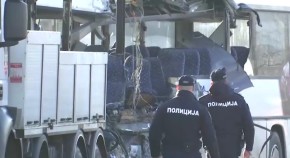 MNOGO POVRIJEĐENIH Dvije osobe stradale u direktnom sudaru dva autobusa kod Umke