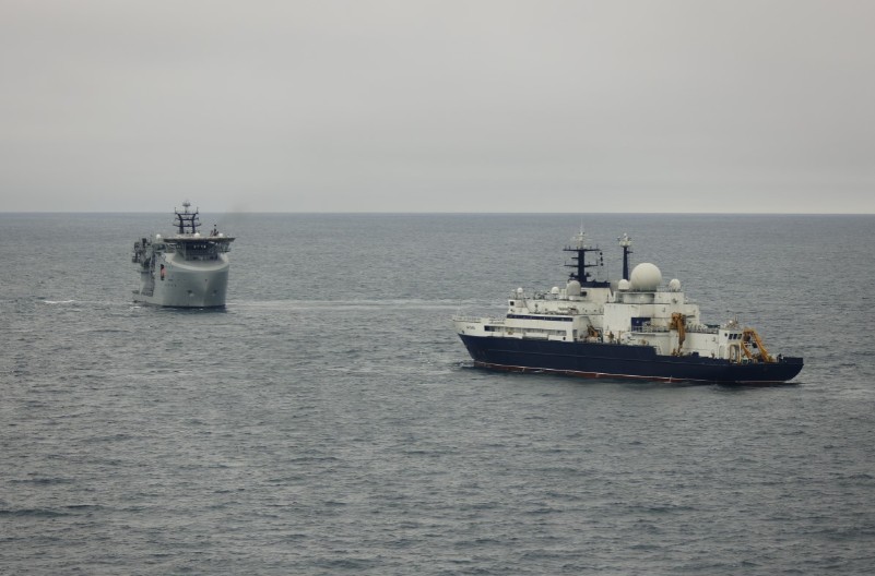 PANIKA NA OSTRVU Ruski brod "Jantar" izazvao strah u Velikoj Britaniji