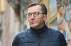 VEĆ VIĐENO U CRNOJ GORI Drugosrbijanski obojeni revolucionari bi da "češljaju" srpske svetinje