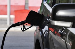 U Crnoj Gori skuplje sve vrste goriva