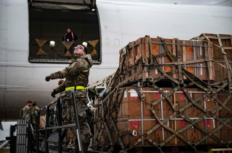 Otkriveni detalji o Trampovoj obustavi pomoći Ukrajini