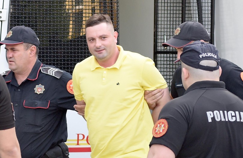 MAMINOM SINU NE POMAŽU MILIONI ZA SLOBODU Viši sud po treći put odbio kauciju za Miloša Medenicu