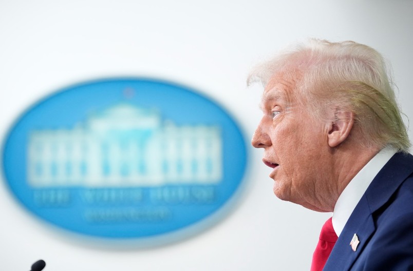 KREĆE PLAČ Tramp zavrnuo finansijske slavine stranim agentima u Crnoj Gori