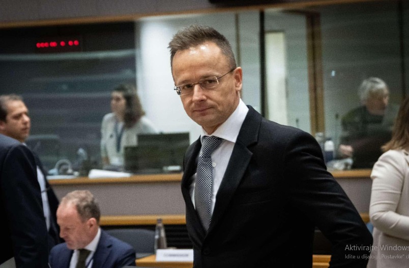 SIJARTO Rusija napreduje a Ukrajina se povlači iako su joj isplaćene stotine milijardi evra