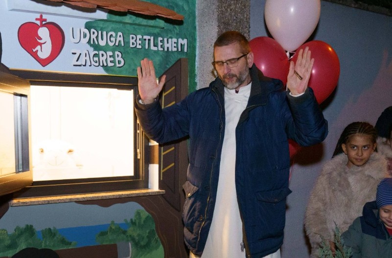 U Zagrebu otvoren prvi prozor za ostavljanje neželjenih beba u kutiju